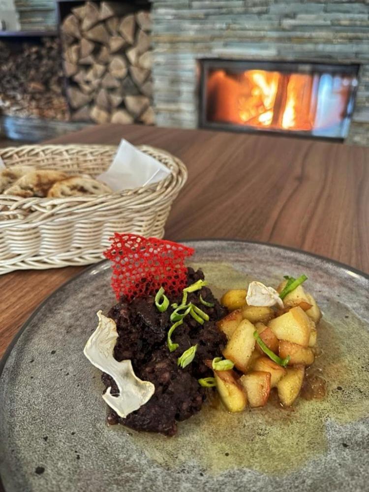 Restaurace A Penzion Lutena Dolni Lutyne Eksteriør bilde